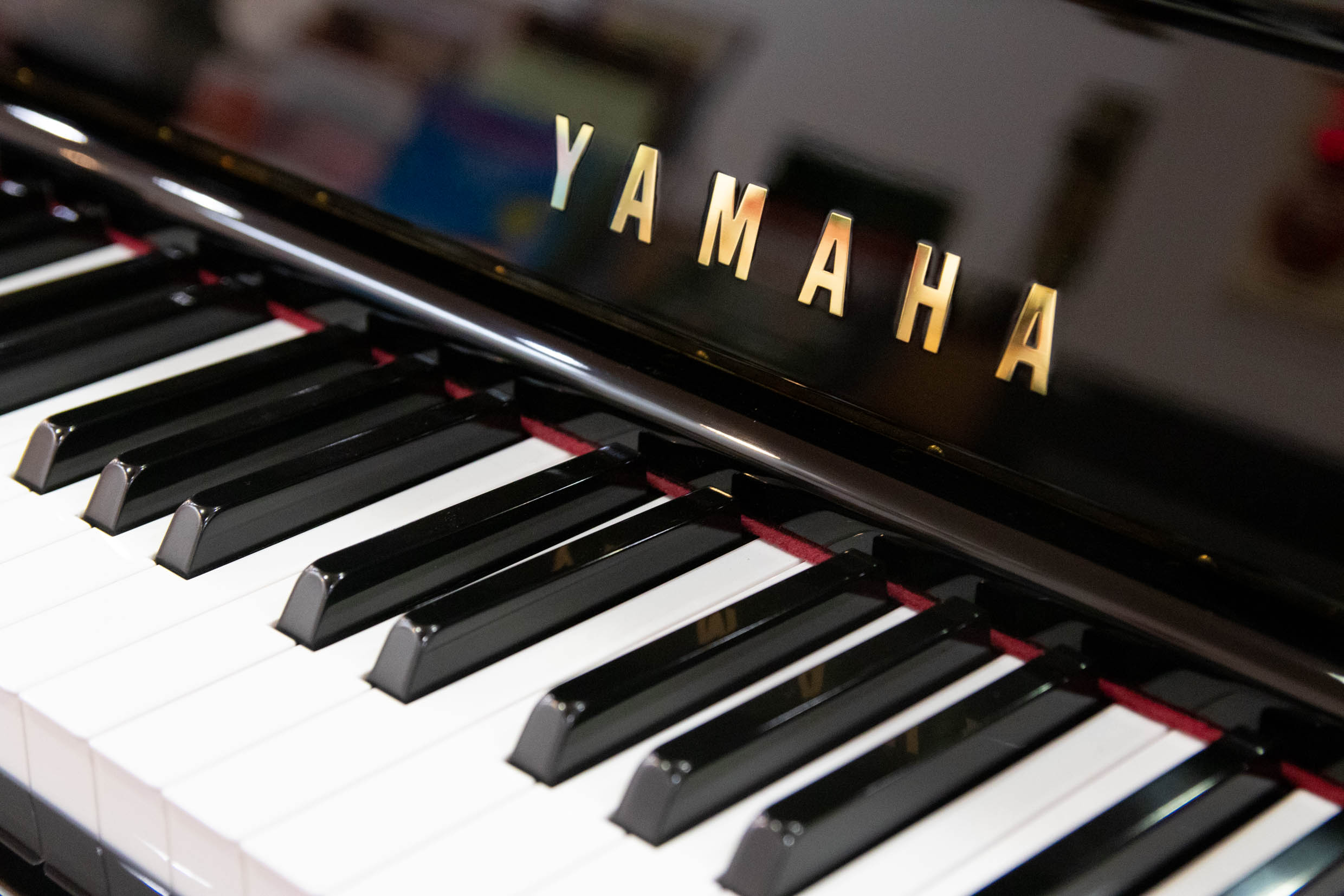 YAMAHA 中古ピアノ UX30A - 鍵盤楽器、ピアノ