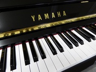 ヤマハ　YAMAHA　U300中古ピアノ