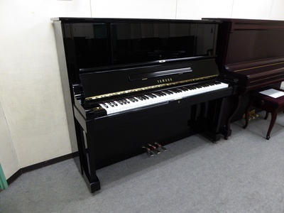 ヤマハ　YAMAHA　UX3中古ピアノ