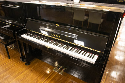 ヤマハ　YAMAHA　U1A中古ピアノ