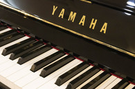 ヤマハ　YAMAHA　YU10中古ピアノ