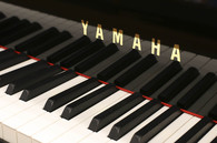 ヤマハ　YAMAHA　C3中古ピアノ