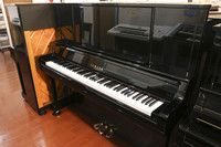 ヤマハ　YAMAHA　UX30A中古ピアノ